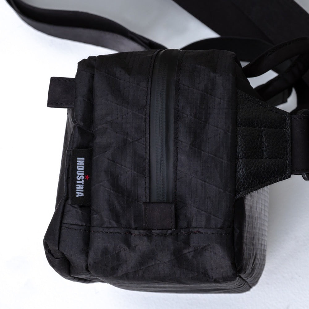 萩庭桂太が理想とするU.Lカメラバッグ「X-PAC」